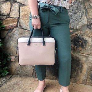 ON HOLD 🔥 Kate Spade Laptop Case